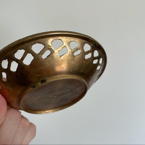 Vintage Solid Brass Pierced Bowl – Raised Floral Rose Motif – Ornate Decorative - Picture 7 of 13